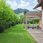 Stadtchalet Forsthaus *